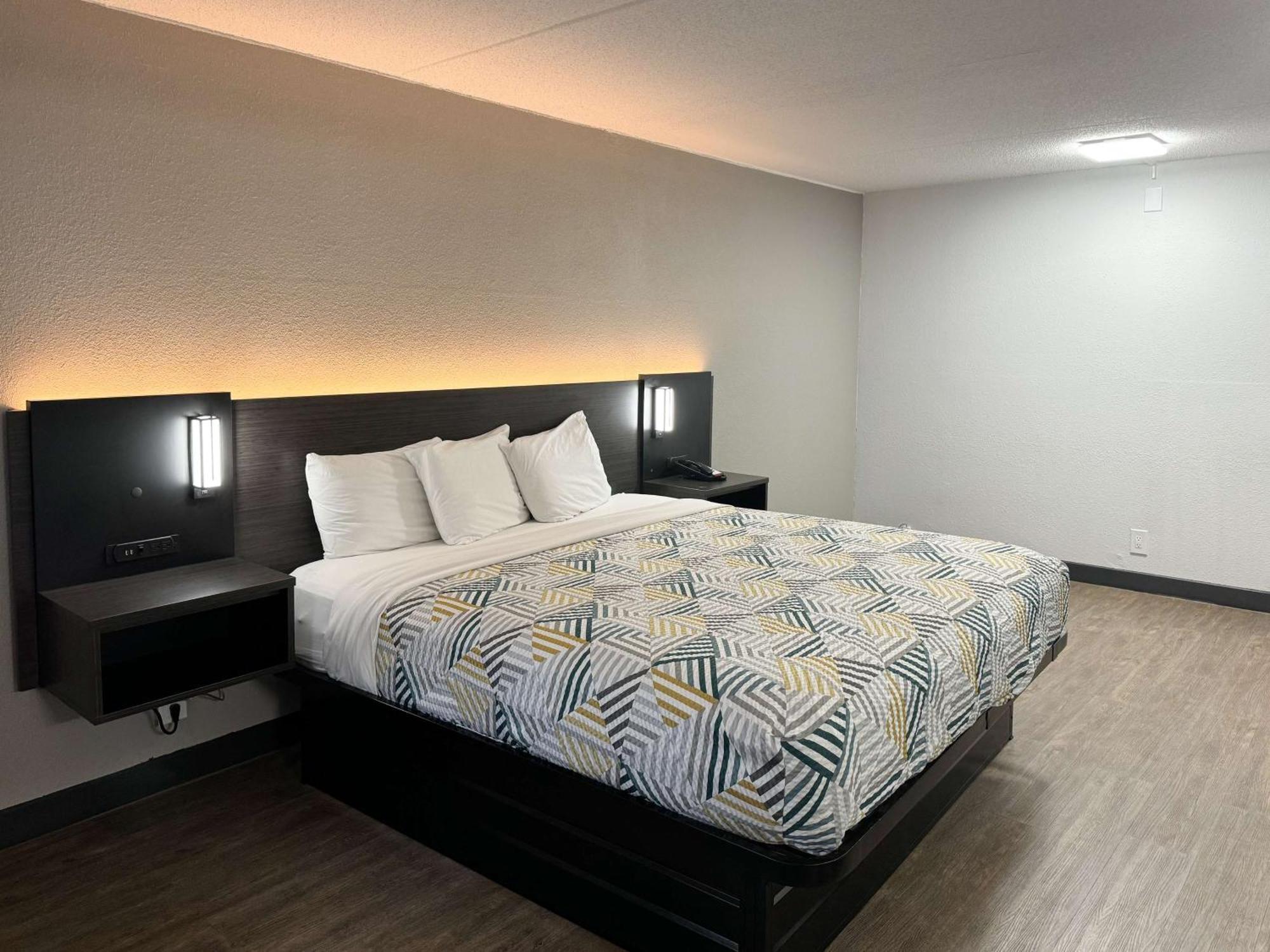 Motel 6 Huntsville Al University Dr. Экстерьер фото