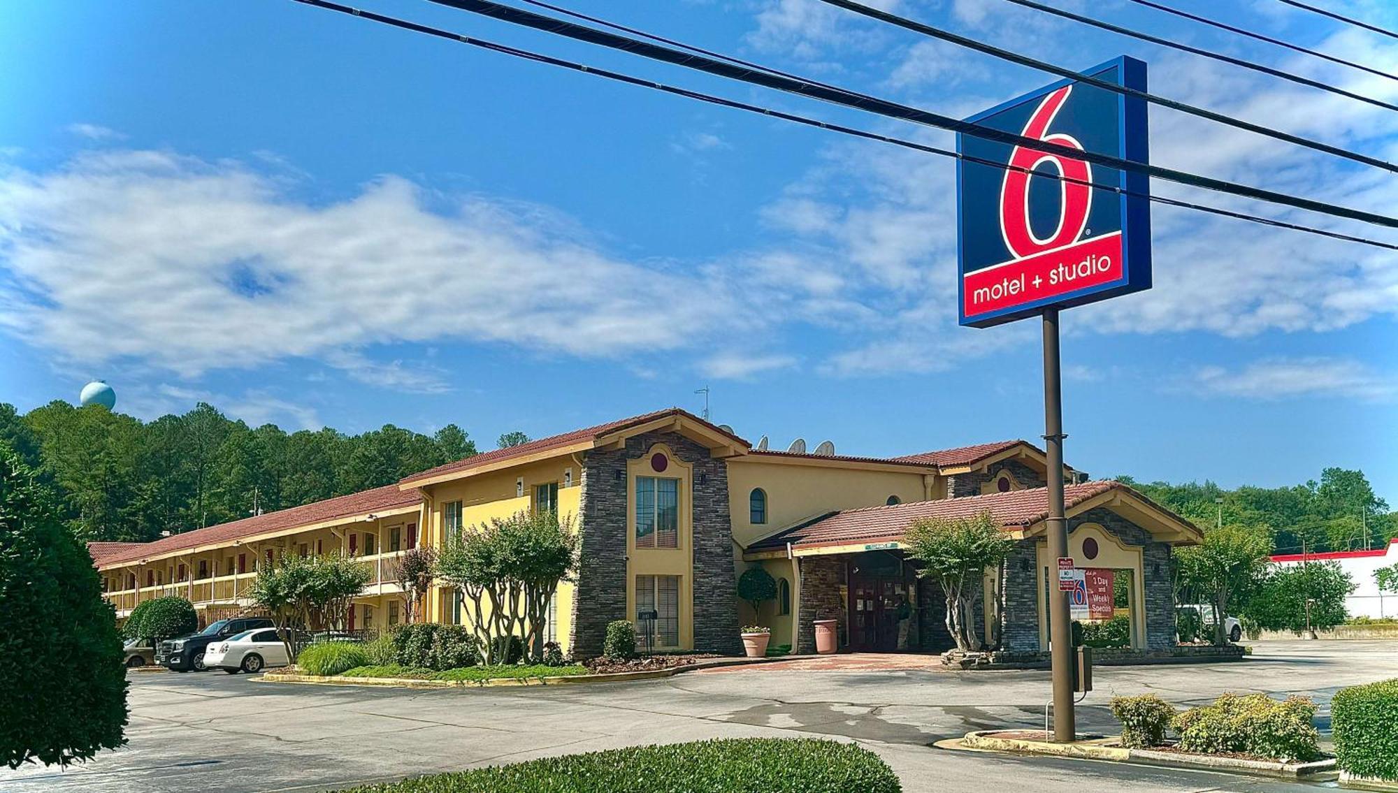 Motel 6 Huntsville Al University Dr. Экстерьер фото